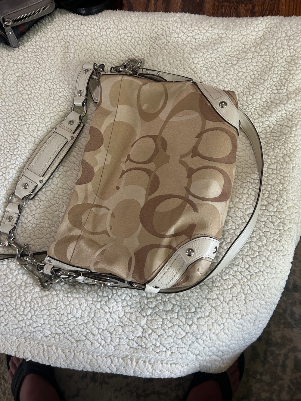 Coach Beige and Cream Signature Canvas Shoulder Bag with Silver Hardware - Picture 3 of 4